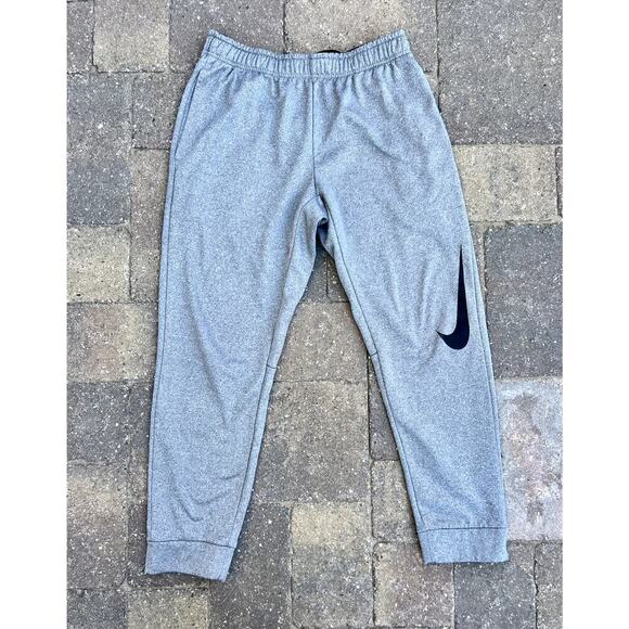 Ladies Nike therma-fit gray jogger sweatpants size L - Picture 2 of 4